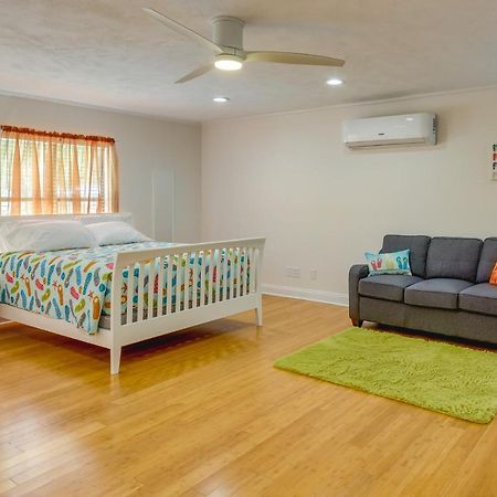 Gulf Breeze Vacation Rental For 2 With Pool Access! Ngoại thất bức ảnh