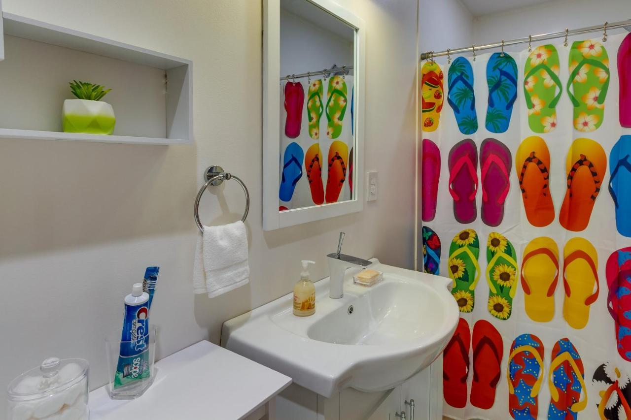 Gulf Breeze Vacation Rental For 2 With Pool Access! Ngoại thất bức ảnh